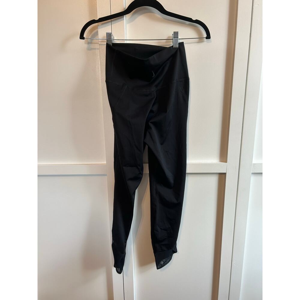 Nike dri-fit high waisted leggings small